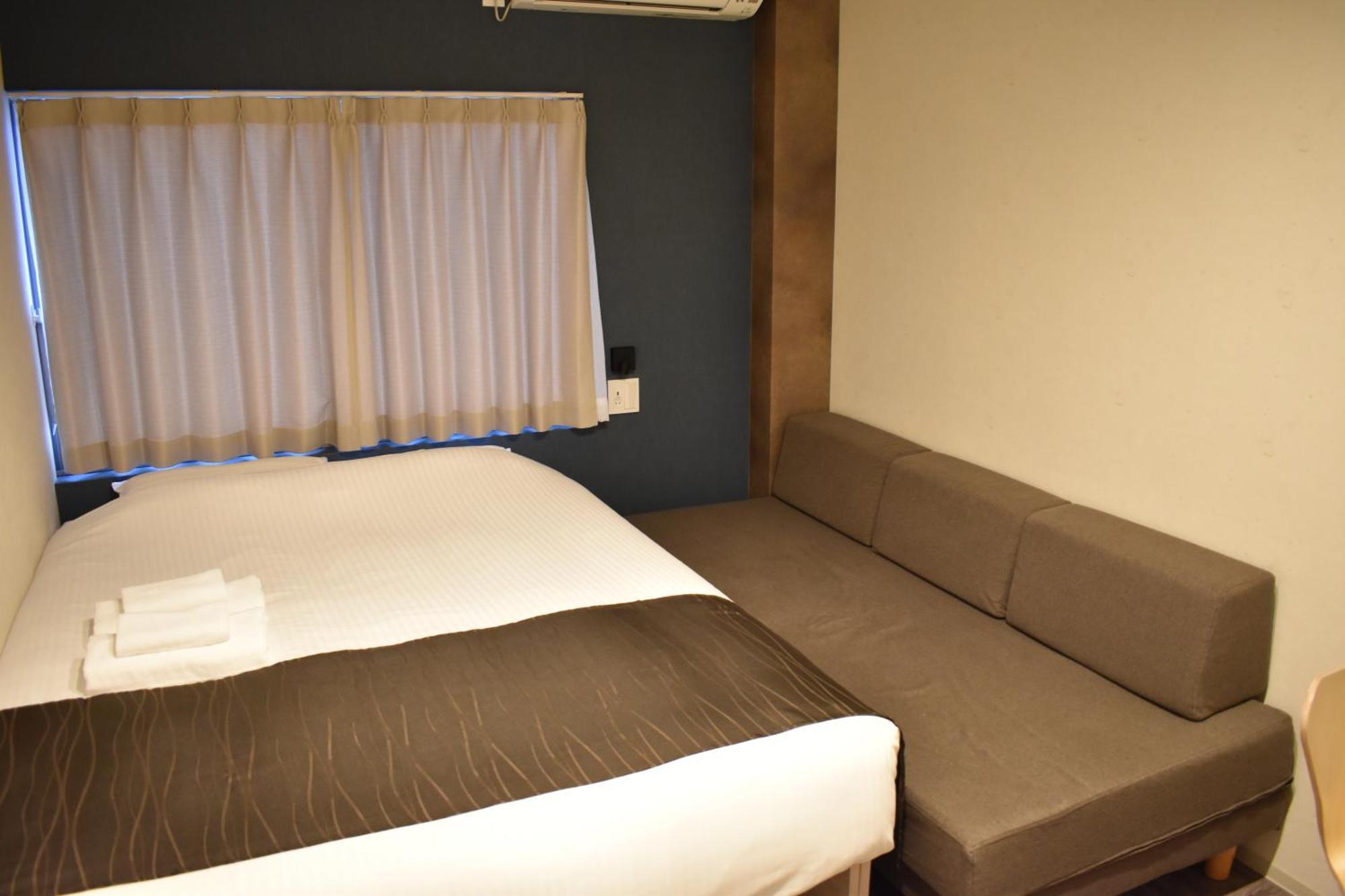 Hotel Shinsaibashi House à Ōsaka Chambre photo